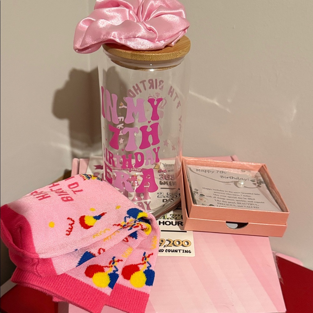 Pink 'Happy Birthday' 7th birthday gift box